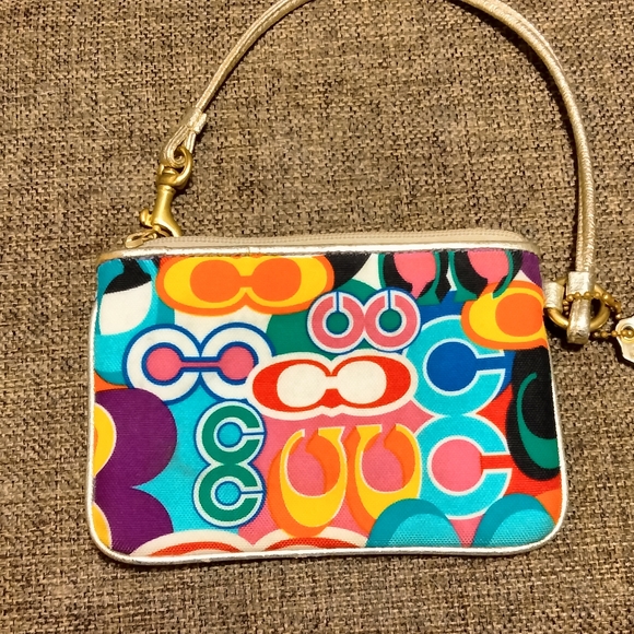 Coach Poppy Mini Wristlet - Picture 3 of 5